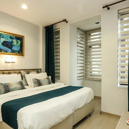 Pablo Pera Hotel Istanbul